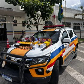 Quadrilha é presa com remédios para emagrecer e perfumes do Paraguai, em Divinópolis
