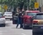 Mulher é agredida e tem carro apedrejado após discussão no trânsito em BH