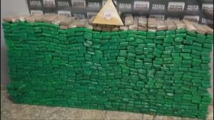Polícia apreende 850kg de maconha e prende homem em Sete Lagoas