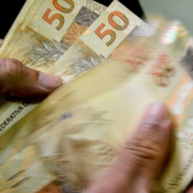 Confira as vagas de emprego em Divin&oacute;polis nesta quarta-feira (14)