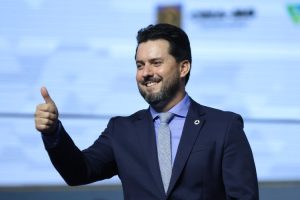 Sucessão em MG tem embate entre vice governador e presidente…