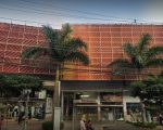 Idoso troca socos com segurança de shopping em BH após ser confundido com morador de rua