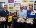 Governo de Minas anuncia entrega de kits escolares para todos os alunos em 2026