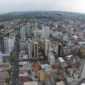 Bancos e comércio reabrem, mas alguns serviços seguem fechados na quarta-feira de Cinzas em Divinópolis