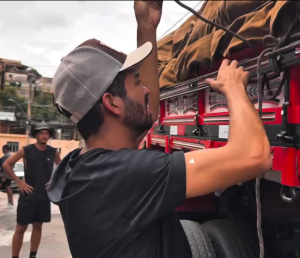 Vit&atilde;o da Muri&ccedil;oca envia tr&ecirc;s caminh&otilde;es de doa&ccedil;&otilde;es para Juiz de Fora