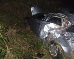 Carro cai em ribanceira e motorista morre na BR-262, em Nova Serrana