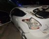 Carro bate em barranco e jovem fica ferida na MG-050, em Formiga