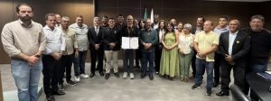 Governo de Minas avan&ccedil;a na regulariza&ccedil;&atilde;o fundi&aacute;ria ao firmar acordo com munic&iacute;pios da RMBH e do Colar Metropolitano