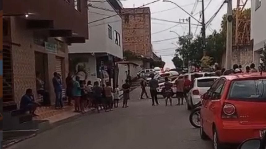 Jovem morre a tiros dentro de barbearia em Nova Serrana