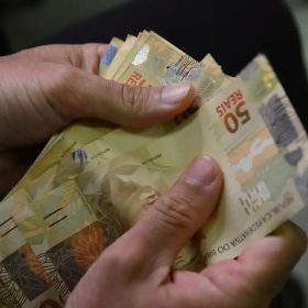 Consulta ao Abono Salarial estará disponível a partir de amanhã