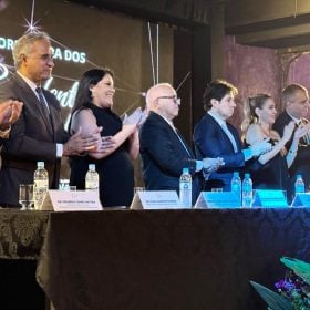 Cerim&ocirc;nia celebra conclus&atilde;o de resid&ecirc;ncia e especializa&ccedil;&otilde;es no Complexo S&atilde;o Jo&atilde;o de Deus