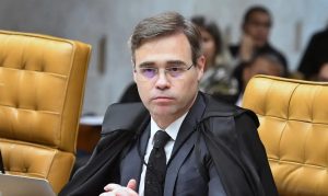 André Mendonça assume relatoria do caso Master após saída de Toffoli