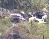 Homem morre e mulher fica ferida após caminhão capotar na BR-040, na Grande BH