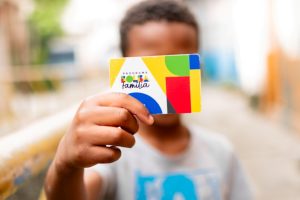 Bolsa Fam&iacute;lia chega a mais de 1,4 milh&atilde;o de benefici&aacute;rios de Minas Gerais a partir desta quinta (12)