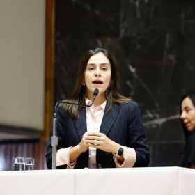 Assembleia aprova projeto da deputada Lohanna que garante continuidade no atendimento educacional especializado