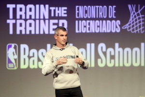 Estrela do Oeste lan&ccedil;a NBA Basketball School em Divin&oacute;polis e coloca a cidade no mapa oficial da liga americana
