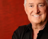 Morre Neil Sedaka, ícone do pop e voz de “Oh! Carol”, aos 86 anos