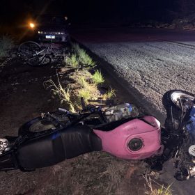 Motociclista inabilitado colide com ciclista na AMG-0345, estrada que liga Divinópolis a Carmo do Cajuru
