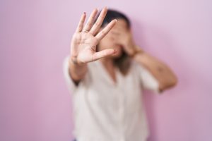 Dia Internacional da Mulher refor&ccedil;a alerta contra a viol&ecirc;ncia e destaca rede de prote&ccedil;&atilde;o &agrave;s v&iacute;timas em Divin&oacute;polis