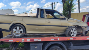 Motorista com sintomas de embriaguez &eacute; detido ap&oacute;s cair com caminhonete em ribanceira na MG-050 em Divin&oacute;polis