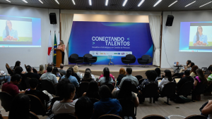 Evento em Divinópolis discute NR-01, riscos psicossociais e o impacto direto da liderança na governança das empresas