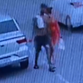 Divinópolis: Casal é flagrado por câmeras arranhando carros no Bom Pastor