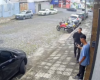 Divinópolis: Dupla é flagrada furtando motocicletas em plena luz do dia