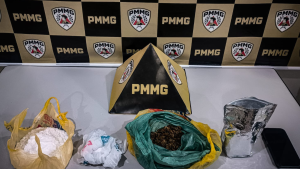 Jovem &eacute; detido com drogas em Nova Serrana