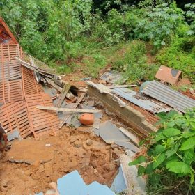Morador é retirado de casa após risco de desabamento no Belvedere II, em Divinópolis