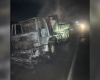 Caminhão pega fogo na BR-354 em Arcos