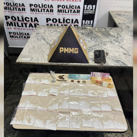Mulher é presa por tráfico de drogas em Itapecerica
