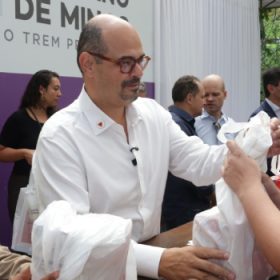 Governo de Minas expande Programa Leite para a Primeira Inf&acirc;ncia &agrave; Regi&atilde;o Metropolitana de Belo Horizonte