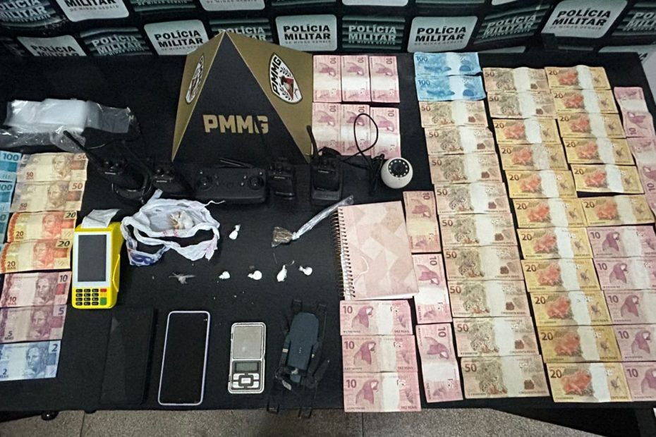 PM fecha casa de prostituição e apreende drogas em Pará de Minas