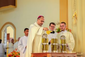 Igreja Católica celebra unidade e bênção dos santos óleos na Semana Santa