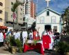 Domingo de Ramos reúne fiéis em Divinópolis com celebração presidida pelo bispo diocesano
