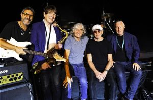 Divinopolis entrou na rota dos shows internacionais e o primeiro show in&eacute;dito ser&aacute; com a banda Dire Straits Legacy