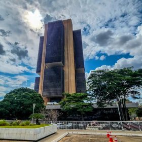 Banco Central reduz juros básicos para 14,75% ao ano