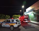 Som alto, bebida e arma falsa: homem é preso por perturbação do sossego em Divinópolis