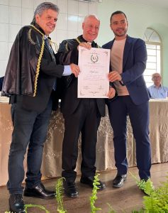 Dom Gil toma posse na Academia Divinopolina de Letras em reuni&atilde;o especial em Itapecerica