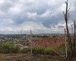 Divinópolis: Moradores do bairro Frei Galvão denunciam mau cheiro de lixão e cobram providências