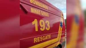 Mulher sofre queimaduras ap&oacute;s inc&ecirc;ndio em apartamento no bairro Orion, em Divin&oacute;polis