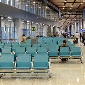 Mulher de Itaúna é detida após suspeita de furto em free shop no Aeroporto de Confins
