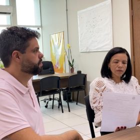 Prefeitura não acata pedido do Ministério Público e mantém lei sobre Bíblia nas escolas