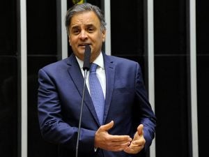 Alianças em Minas: Aécio e Pacheco se aproximam em meio a indefinições