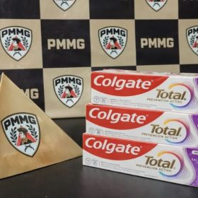 Homem é preso após furtar pastas de dente em supermercado de Divinópolis