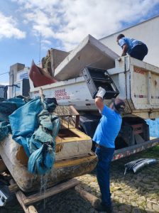 Mutir&atilde;o de Limpeza contra a Dengue atende 11 bairros neste s&aacute;bado (18/4)