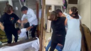 Atendimento em funer&aacute;ria vira briga generalizada em Nova Serrana