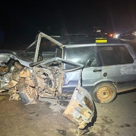 Batida de frente deixa sete feridos na MG-260, em Cláudio