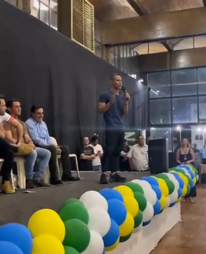 Gleidson Azevedo confirma pré-candidatura a deputado federal e reforça articulação da direita mineira para eleições de 2026.