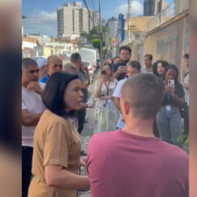 VÍDEO: Janete se reúne com motoristas de ônibus durante assembleia em Sindicato